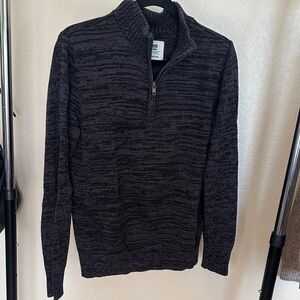 Urban Pipeline Men's Charcoal Zip-Up Sweater